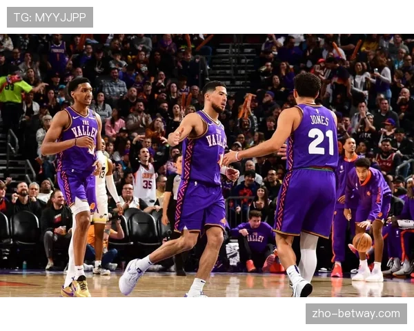 爵士逆转热火七人上双展现团队篮球实力西部格局再添变数 爵士逆转热火七人上双展现团队篮球实力西部格局再添变数